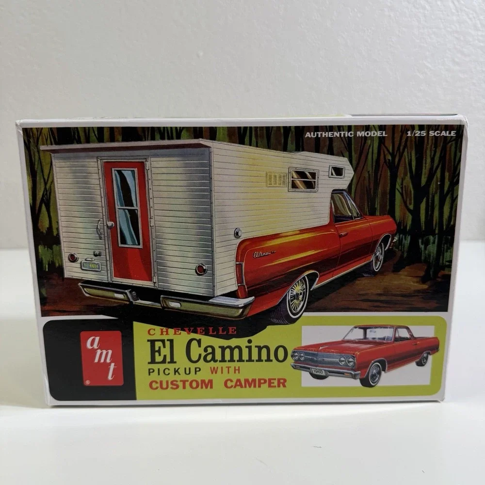 AMT 1965 Chevy Chevelle El Camino W/ Custom Camper 1:25 Model Car Kit Open Box